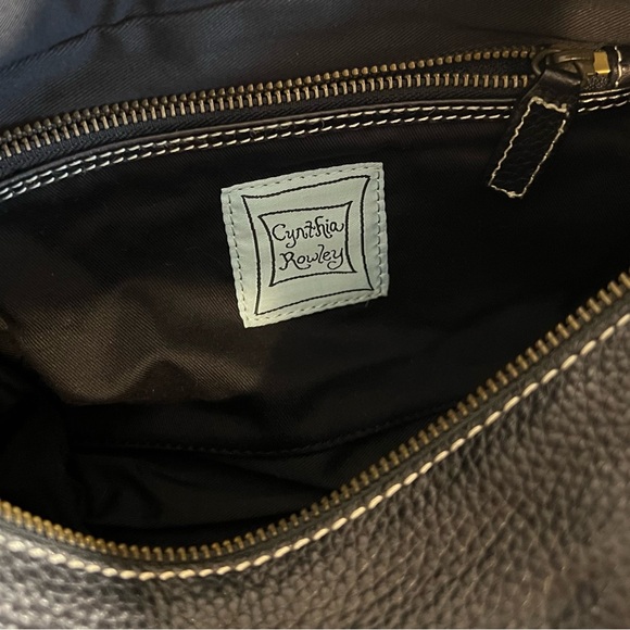 Cynthia Rowley black leather shoulder bag topstitch brass hardware zipper purse - Picture 7 of 9